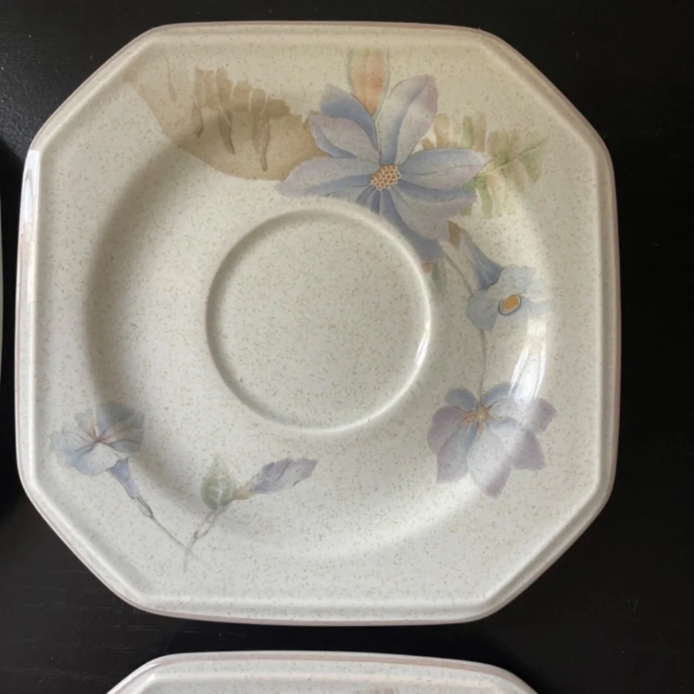 Mikasa Melissa Set of 4 Saucer Plates Floral Casual Moods Vintage Japan